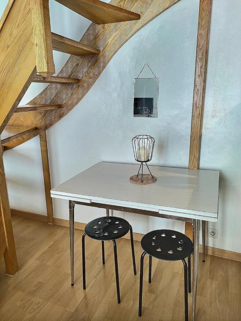 Le Travel - Appartement Equipe Proche Centre Et Yschools Troyes Exterior foto